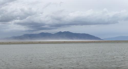 Mitigating dust from a shrinking Great Salt Lake could cost more than a billion dollars to fix, a new report from the Utah State Legislature's Auditor General found.